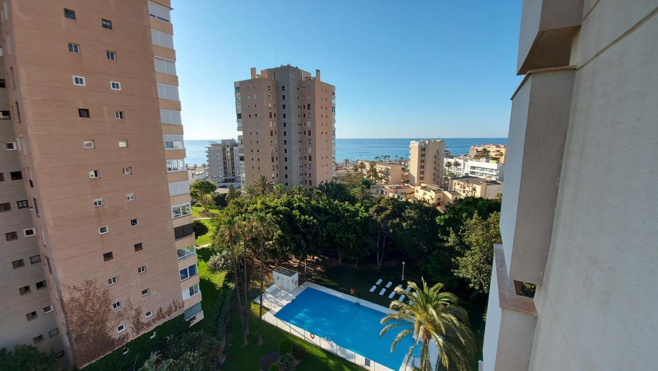 Apartamento La Playa “ Free Parking “ Apartment Торемолинос Екстериор снимка
