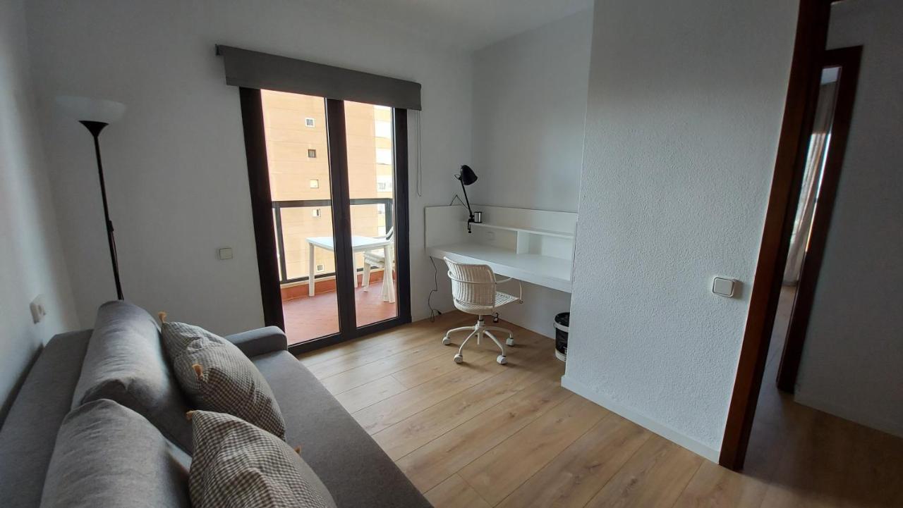 Apartamento La Playa “ Free Parking “ Apartment Торемолинос Екстериор снимка